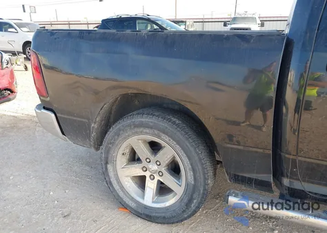 2015 Ram 1500 Lone Star z USA, uszkodzony, nr VIN 1C6RR7LT9FS696454